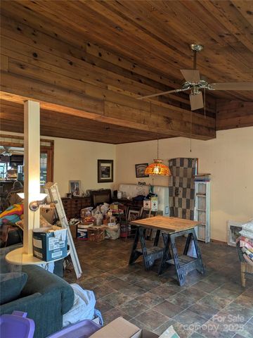 137 Hideaway Lane, Mooresville, NC 28117