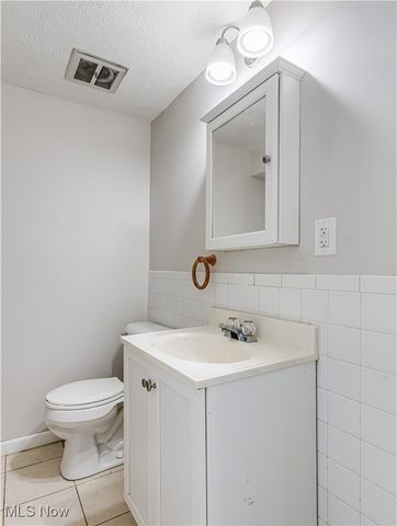 3795 N Sunnyfield Drive, Copley, OH 44321