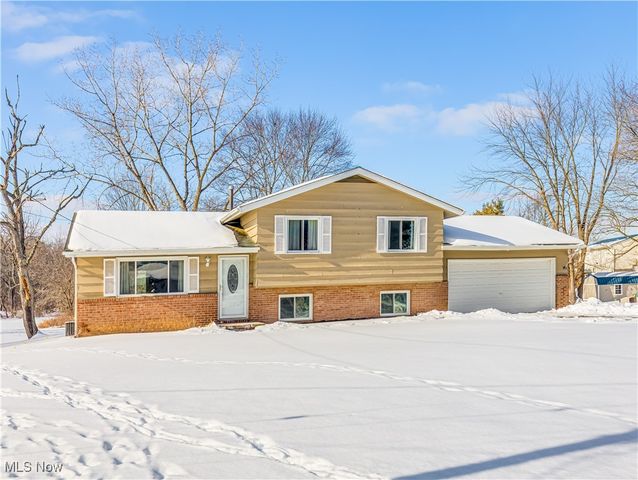 3795 N Sunnyfield Drive, Copley, OH 44321