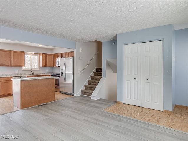 3795 N Sunnyfield Drive, Copley, OH 44321