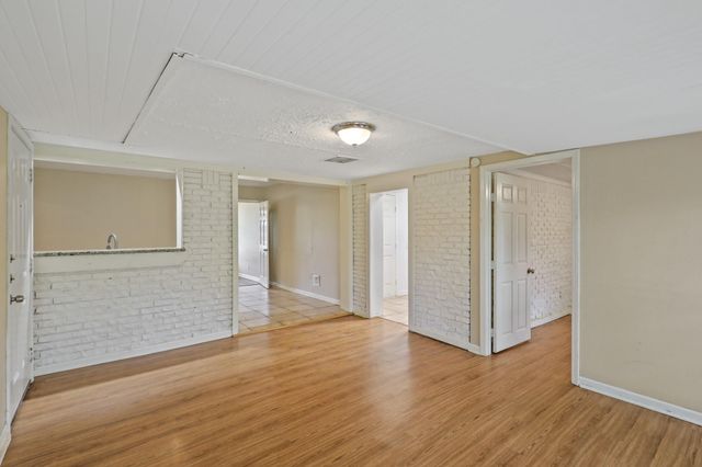 9315 Laura Koppe Road, Houston, TX 77078