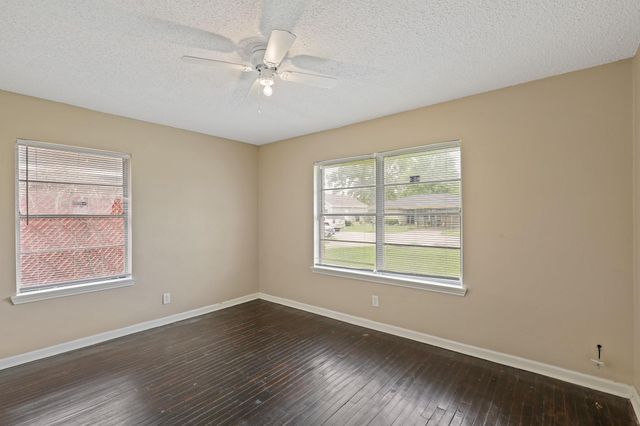 9315 Laura Koppe Road, Houston, TX 77078