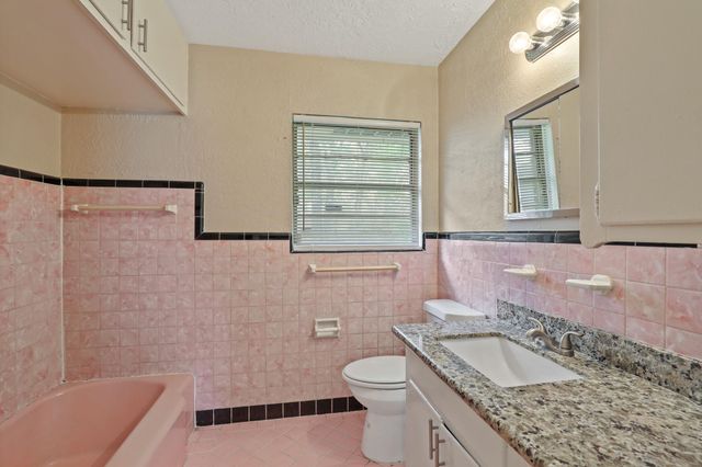 9315 Laura Koppe Road, Houston, TX 77078