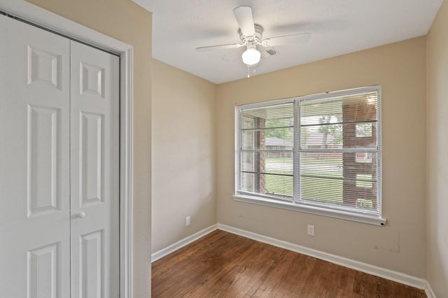 9315 Laura Koppe Road, Houston, TX 77078