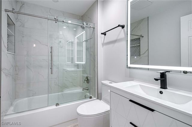 13030 Amberley CT 411, Bonita Springs, FL 34135