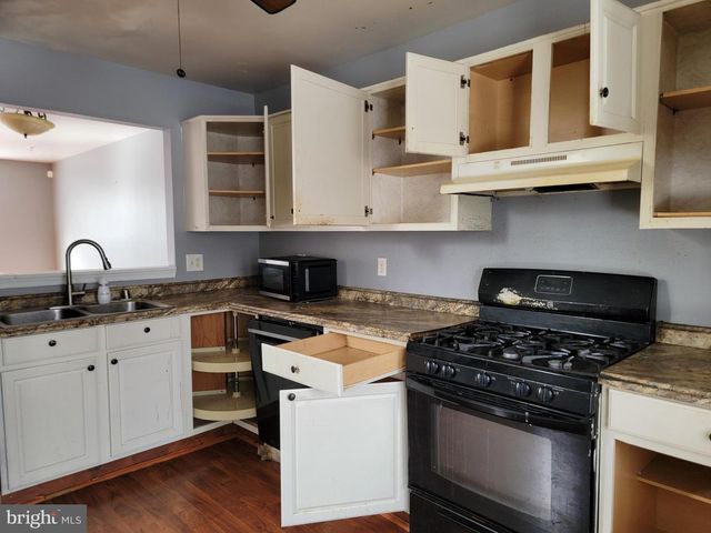 4233 JAMBEAU PL, White Plains, MD 20695