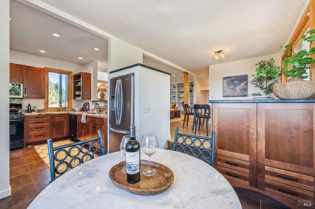 2125 Trinity Rd, Glen Ellen, CA 95442