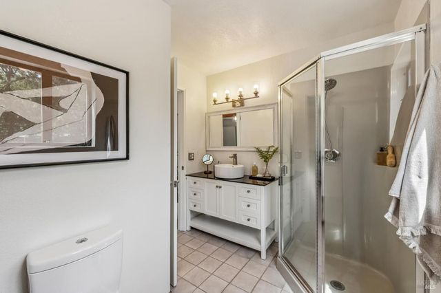 2125 Trinity Rd, Glen Ellen, CA 95442