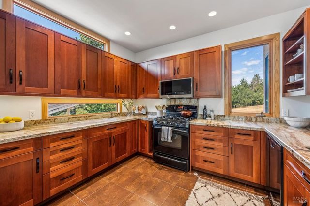 2125 Trinity Rd, Glen Ellen, CA 95442