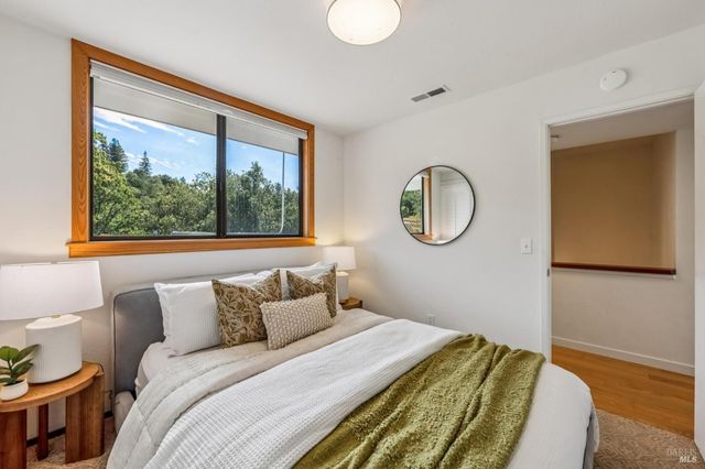 2125 Trinity Rd, Glen Ellen, CA 95442