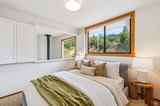 2125 Trinity Rd, Glen Ellen, CA 95442