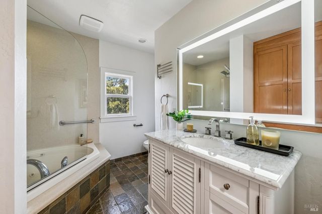 2125 Trinity Rd, Glen Ellen, CA 95442