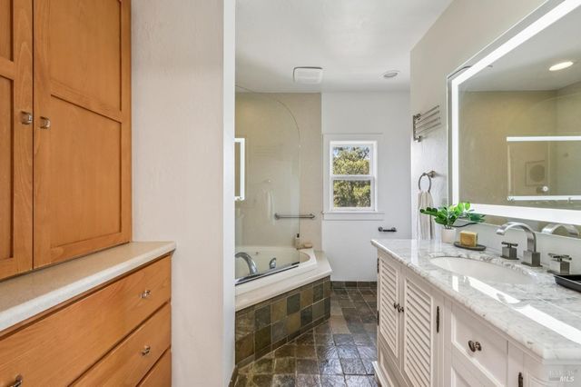 2125 Trinity Rd, Glen Ellen, CA 95442