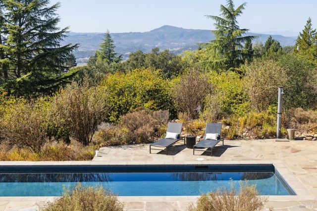2125 Trinity Rd, Glen Ellen, CA 95442