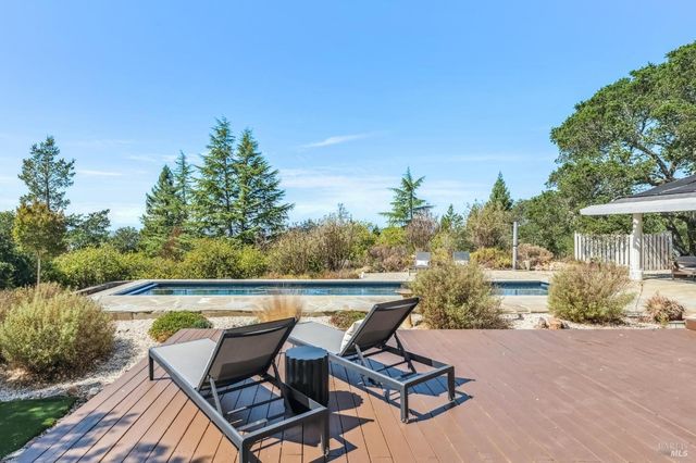 2125 Trinity Rd, Glen Ellen, CA 95442