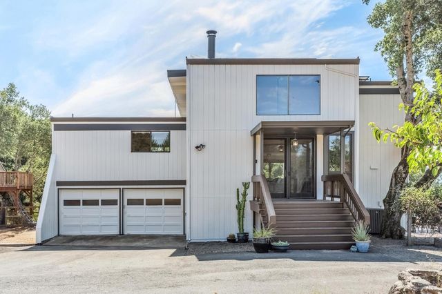 2125 Trinity Rd, Glen Ellen, CA 95442