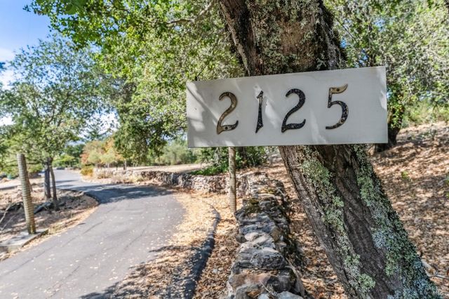 2125 Trinity Rd, Glen Ellen, CA 95442