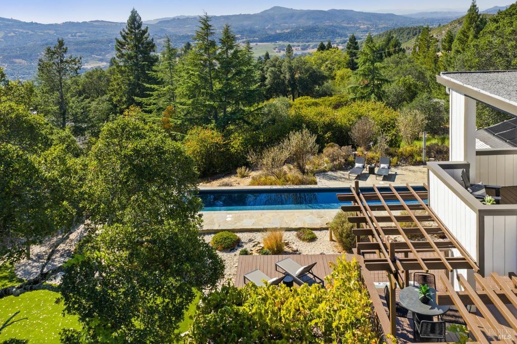 2125 Trinity Rd, Glen Ellen, CA 95442