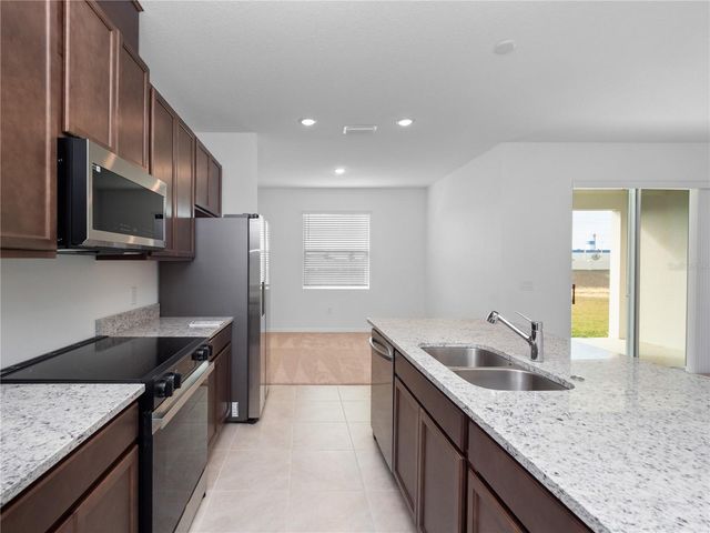 329 MARION LOOP, Haines City, FL 33844