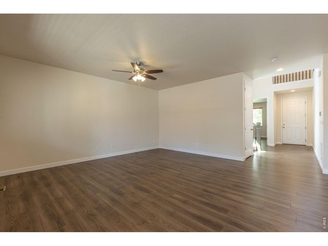 286 Western Sky Cir, Longmont, CO 80501