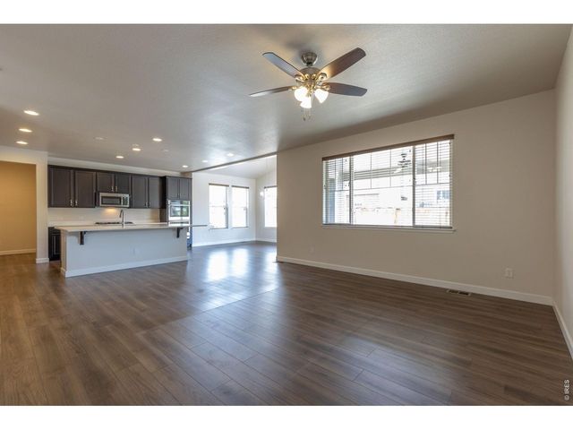 286 Western Sky Cir, Longmont, CO 80501