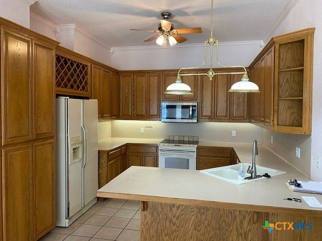 3901 Chisholm Trail 21, Salado, TX 76571