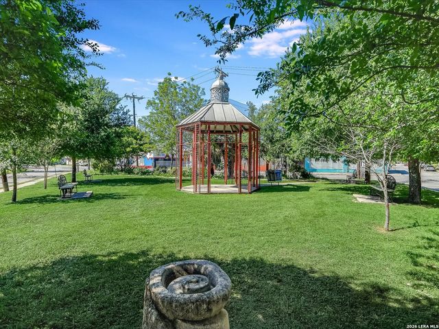 1226 S Presa St Unit 105, San Antonio, TX 78210