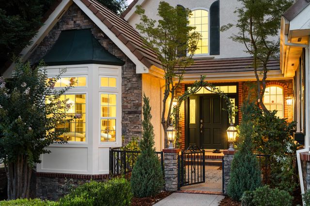 2393 Highland Hills Dr, El Dorado Hills, CA 95762
