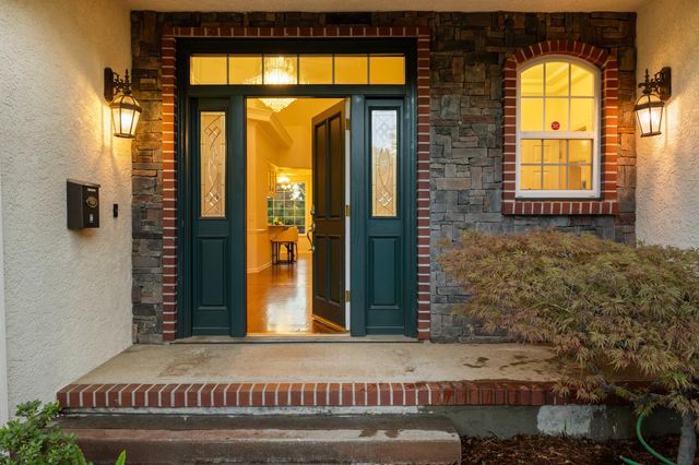 2393 Highland Hills Dr, El Dorado Hills, CA 95762