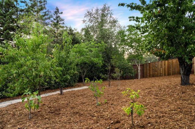 2393 Highland Hills Dr, El Dorado Hills, CA 95762