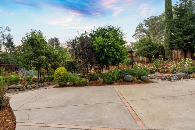 2393 Highland Hills Dr, El Dorado Hills, CA 95762