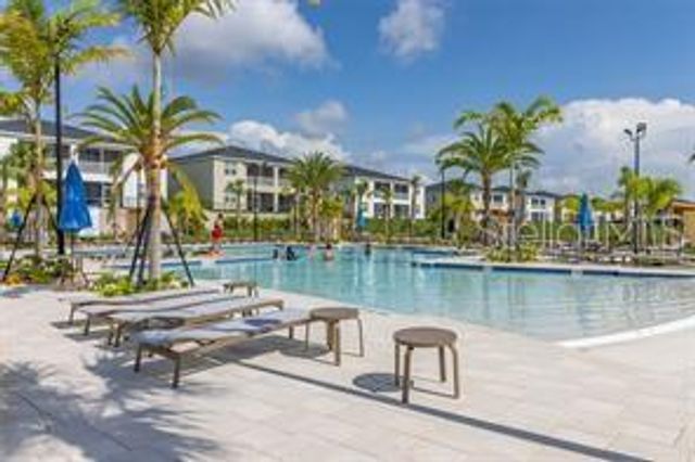 1185 TRAPPERS TRAIL LOOP, Davenport, FL 33896