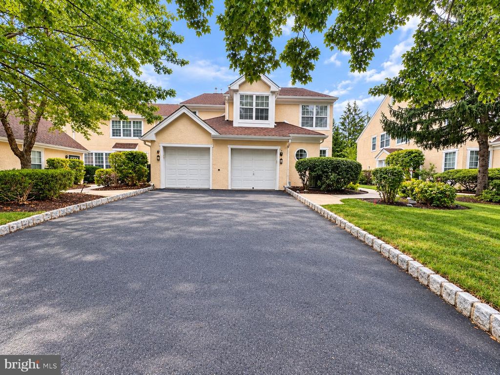 95 ASHFORD DR, PLAINSBORO, NJ 08536 — photo 2