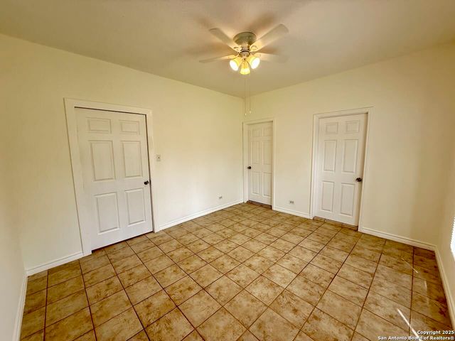 1130 W Winnipeg, San Antonio, TX 78225