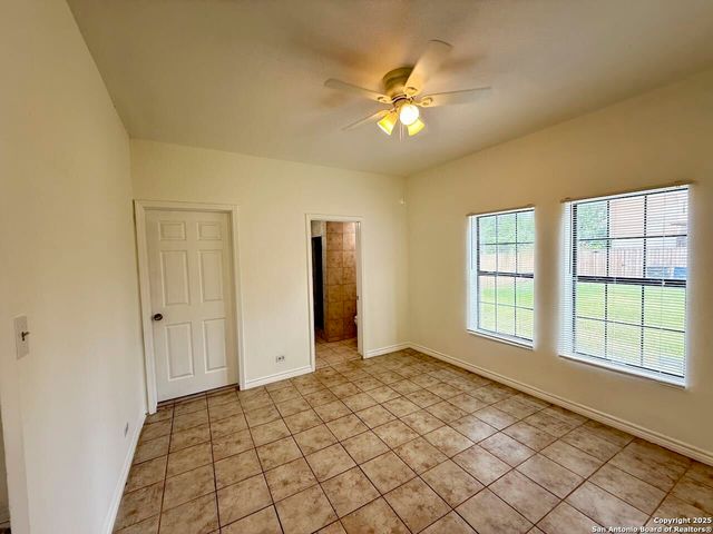 1130 W Winnipeg, San Antonio, TX 78225