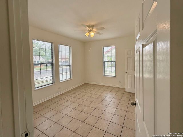 1130 W Winnipeg, San Antonio, TX 78225