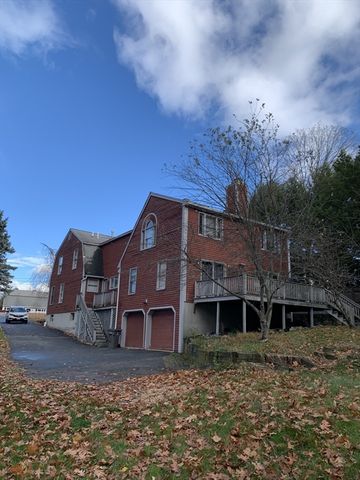 2 Canterbury Pl, Framingham, MA 01702