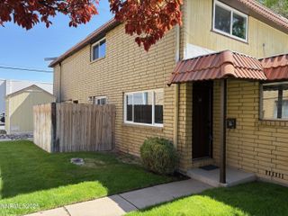 3316 Woodside Drive 14, Carson City, NV 89701
