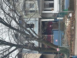 887 Madison Avenue, Paterson, NJ 07501