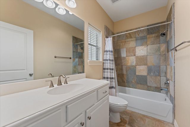 906 Reinicke Street, Houston, TX 77007