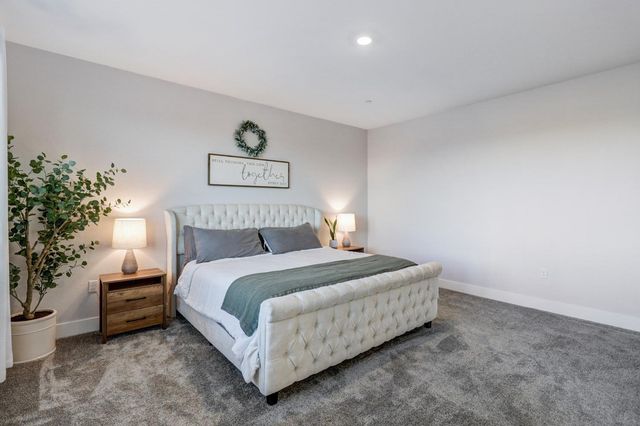 4300 Greenshank Cir, Rancho Cordova, CA 95742