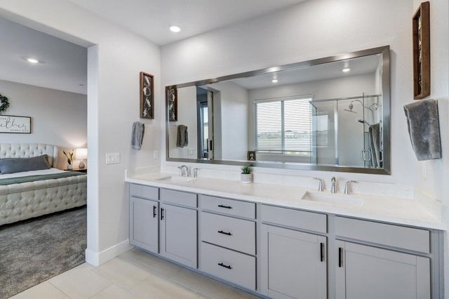 4300 Greenshank Cir, Rancho Cordova, CA 95742