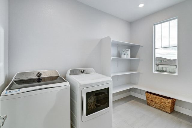 4300 Greenshank Cir, Rancho Cordova, CA 95742