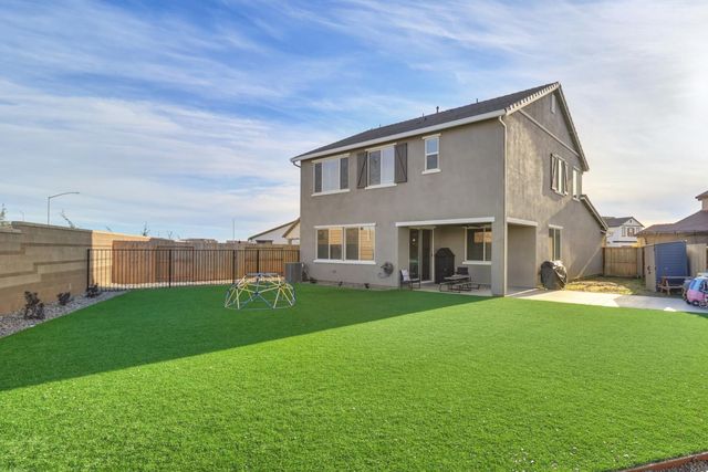 4300 Greenshank Cir, Rancho Cordova, CA 95742