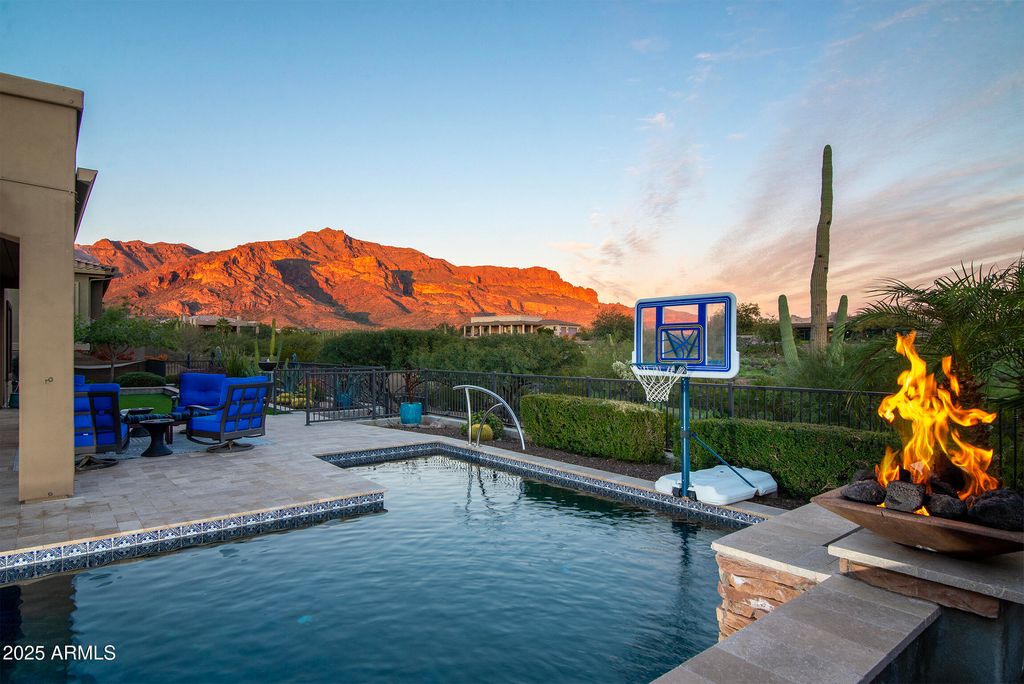 4143 S Willow Springs Trail, Gold Canyon, AZ 85118