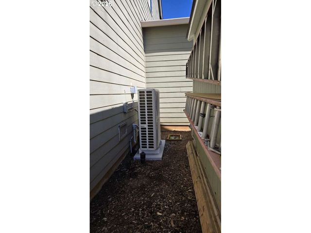 16379 TRAIL VIEW Dr, Oregon City, OR 97045