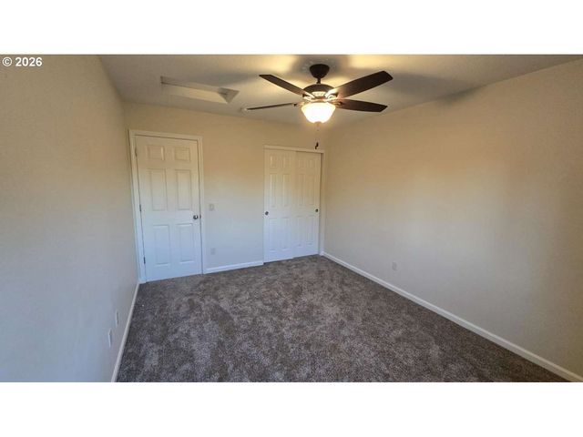 16379 TRAIL VIEW Dr, Oregon City, OR 97045