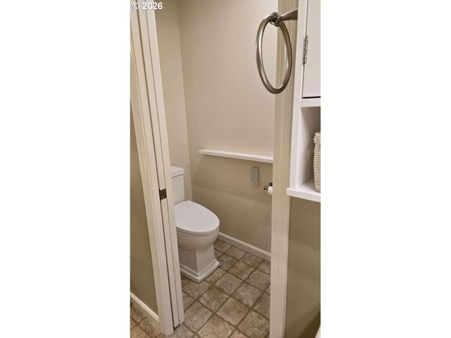 16379 TRAIL VIEW Dr, Oregon City, OR 97045