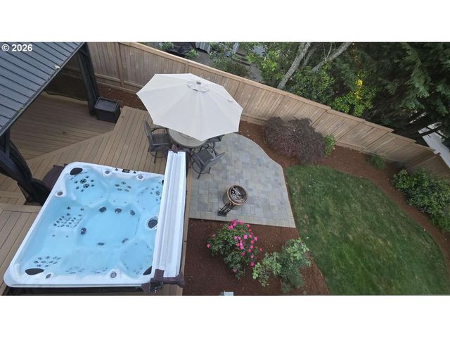 16379 TRAIL VIEW Dr, Oregon City, OR 97045