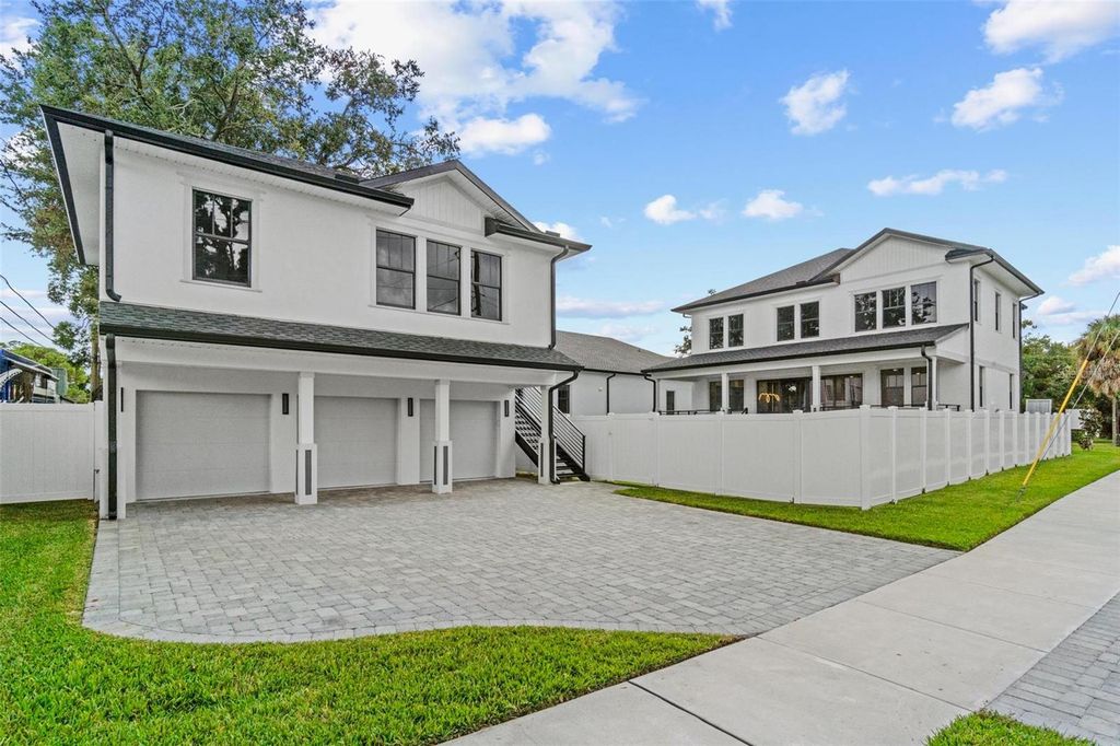 Image 2 of property listing at 401 PARK BOULEVARD, Oldsmar, FL 34677